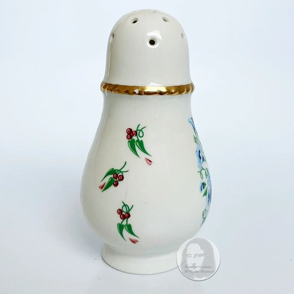 Eau de Gucci Powder Shaker Blue Florals Ceramic Home Decor Vintage Empty